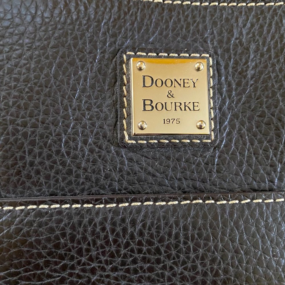 Dooney & Bourke - Picture 2 of 3